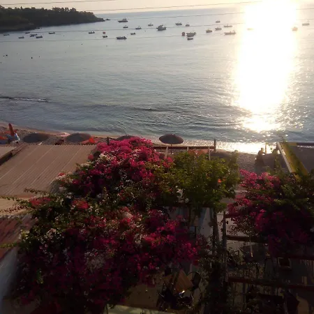 Buganvilla Sea View Apts