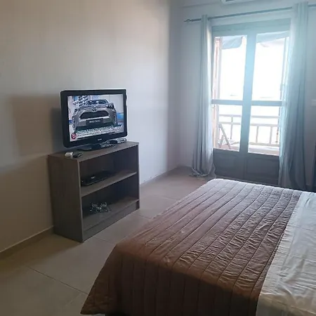 Buganvilla Sea View Apts * Agia Pelagia (Crete)