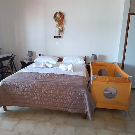 Buganvilla Sea View Apts * Agia Pelagia (Crete)