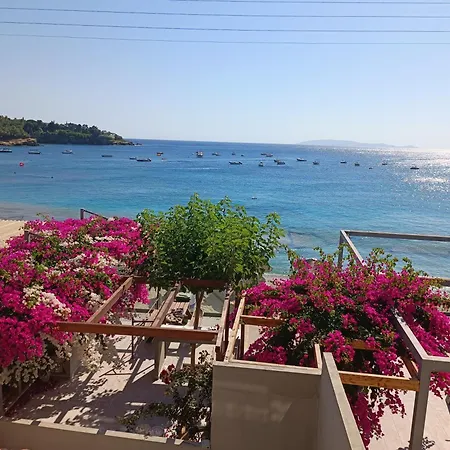 Apartment Buganvilla Sea View Apts Agia Pelagia (Crete)