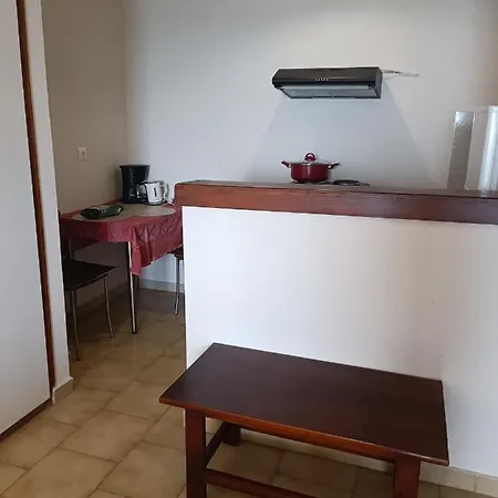 Buganvilla Sea View Apts